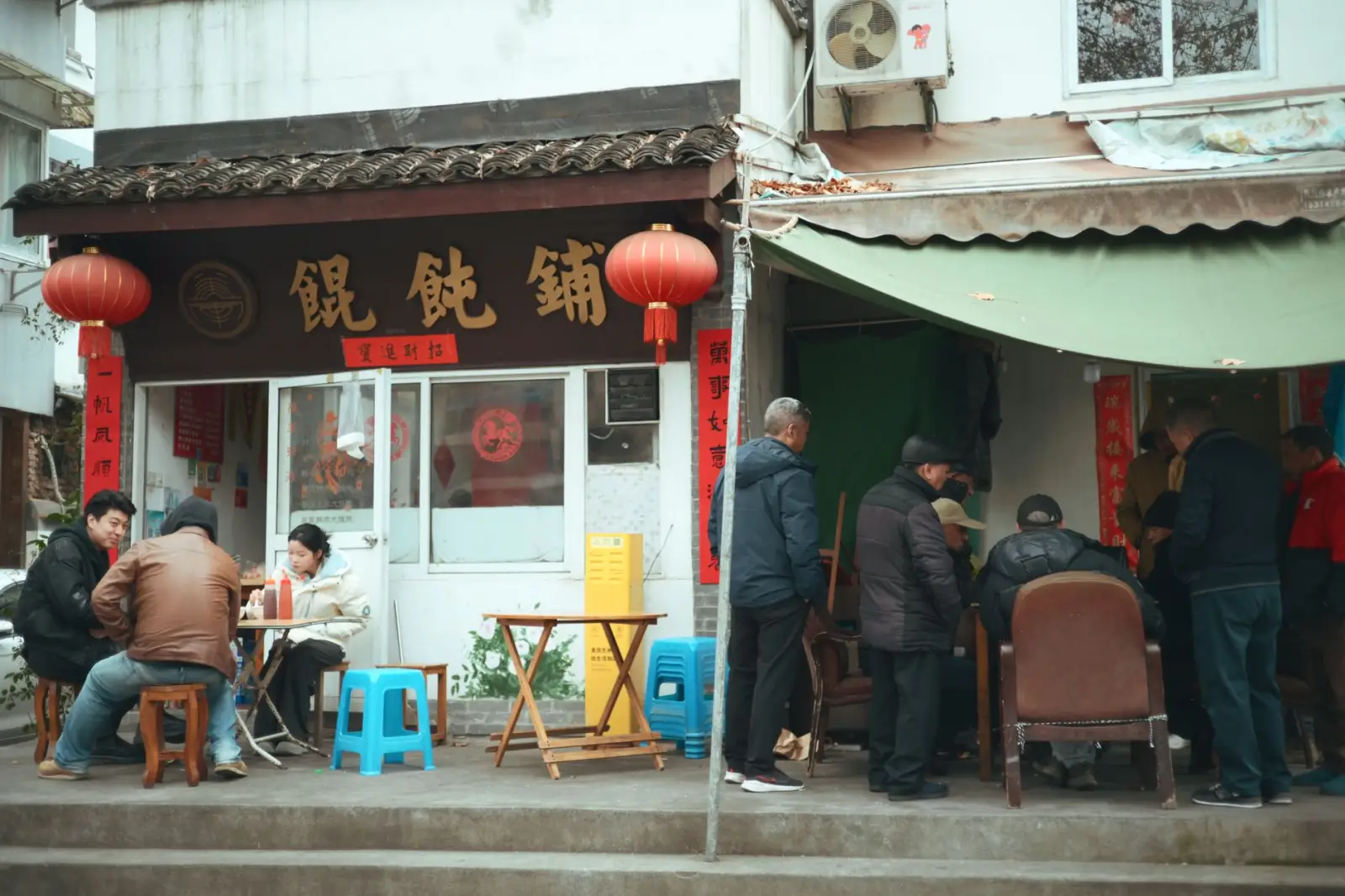 展台结构安全设计中的材料选用与承重计算标准